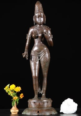 Brass Statue of the Daughter of the Mountain, Parvati as