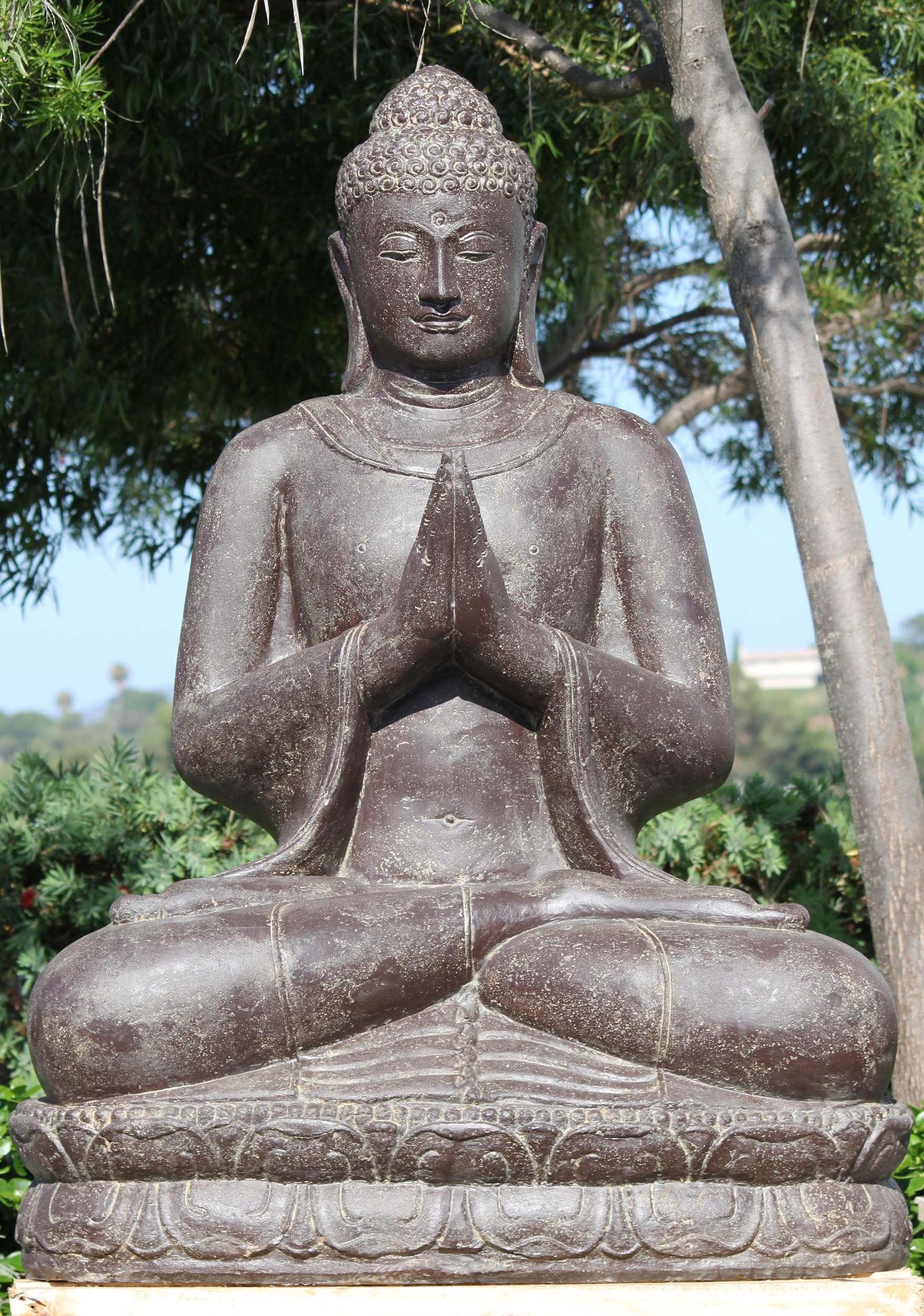Statues du Bouddha Anjali-Mudra assis