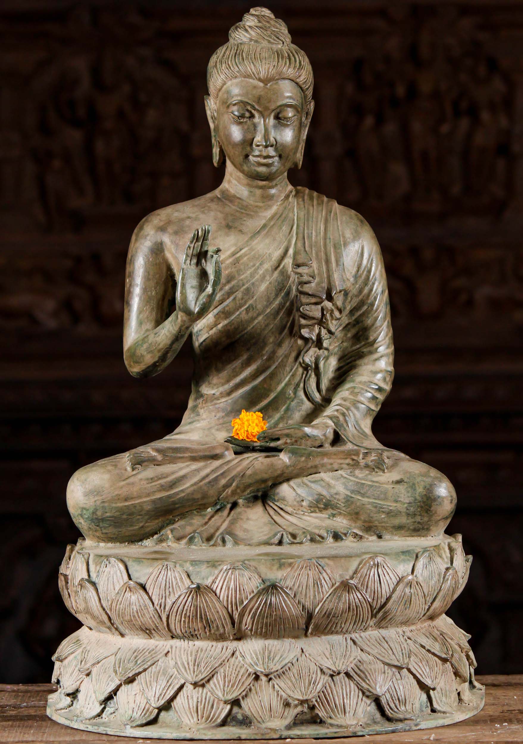 Sold Gandharan Buddha On Circular Lotus Base 23 125t74z Hindu Gods Buddha Statues