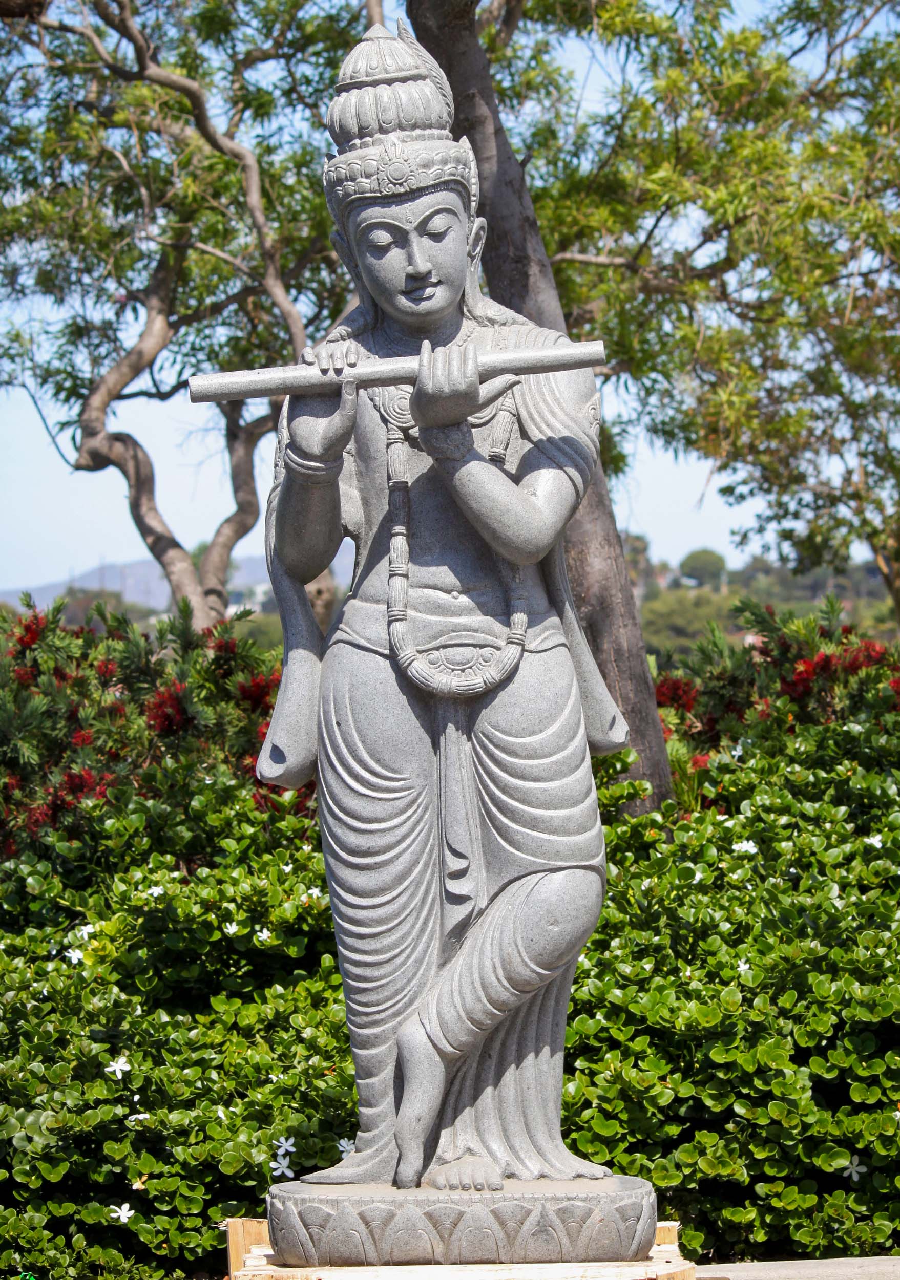 Stone Garden Krishna Statue Beguiling the Gopis with the Melodies from His Flute  71"