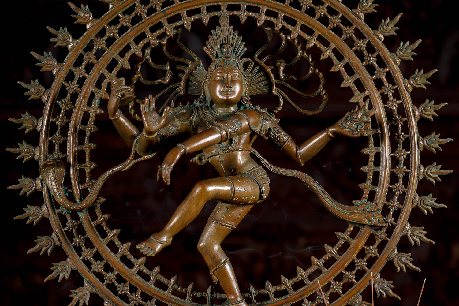 Indian Brass Dancing Shiva as Lord of Dance Nataraja with Fiery Arch and  Cobras Statue 27