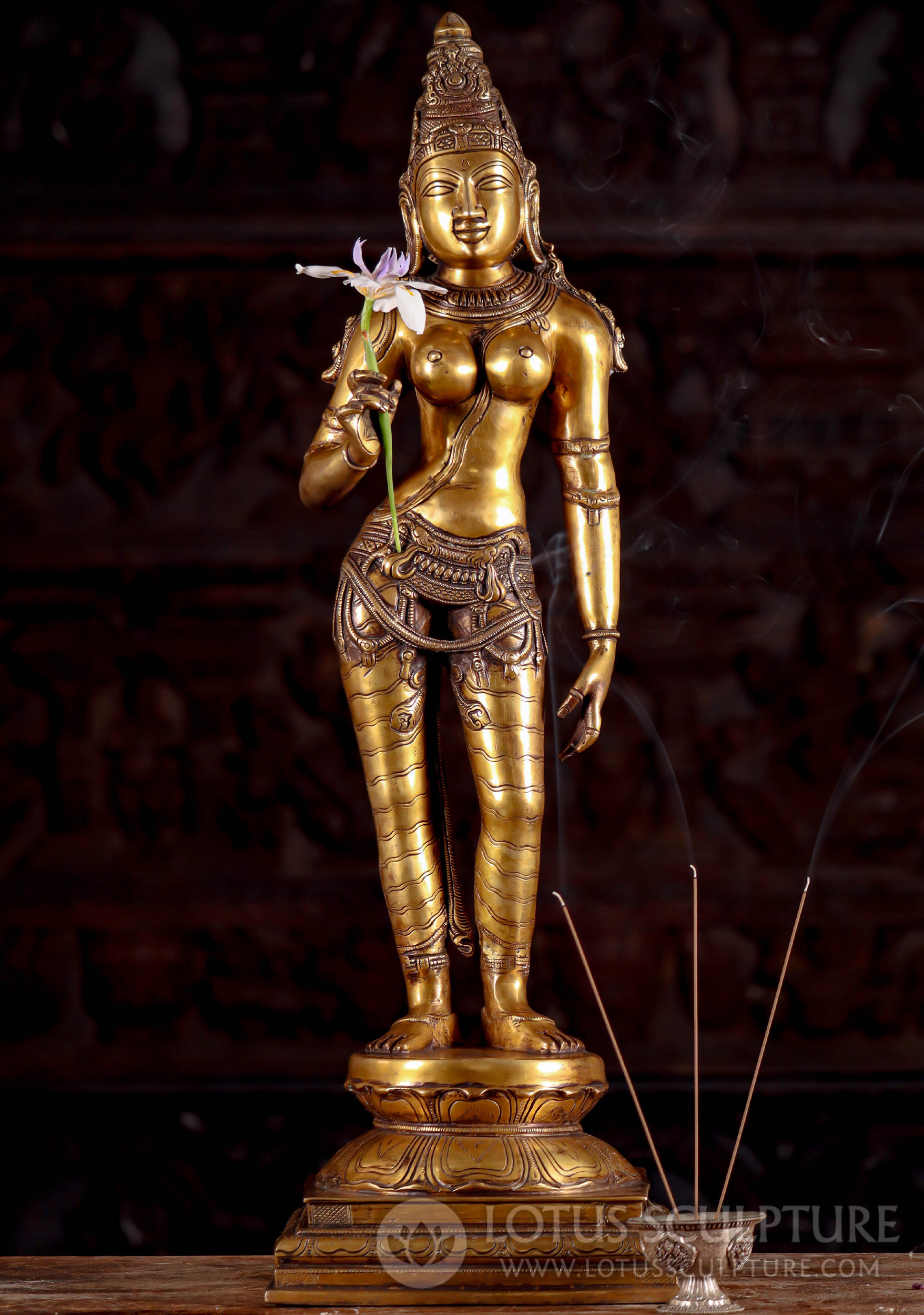 A Classical Indian Dancer - Brass Statue - Color Natural Brass Color