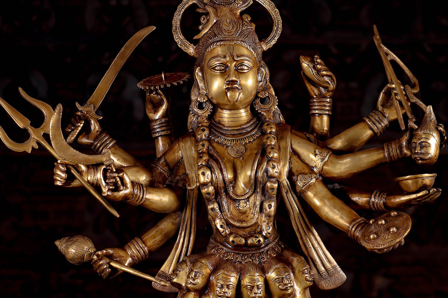 Brass Sculpture of the Hindu Goddess Kali Dancing Wearing a Crown & Garland  of Skulls 23 (#89bs42z): Hindu Gods & Buddha Statues