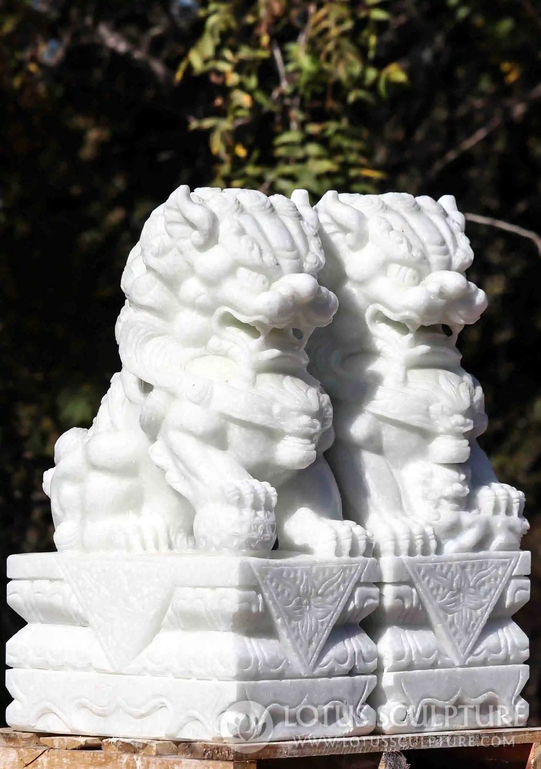 Pair of White Marble Foo Dogs, Shishi Guardian Lions Statues Hand Carved in Vietnam 24"