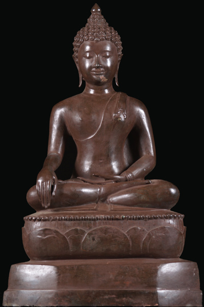 Earth Touching Chiang Saen Buddha Statue 24"